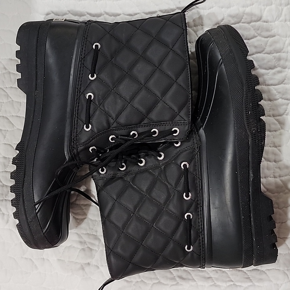 Sperry Boots